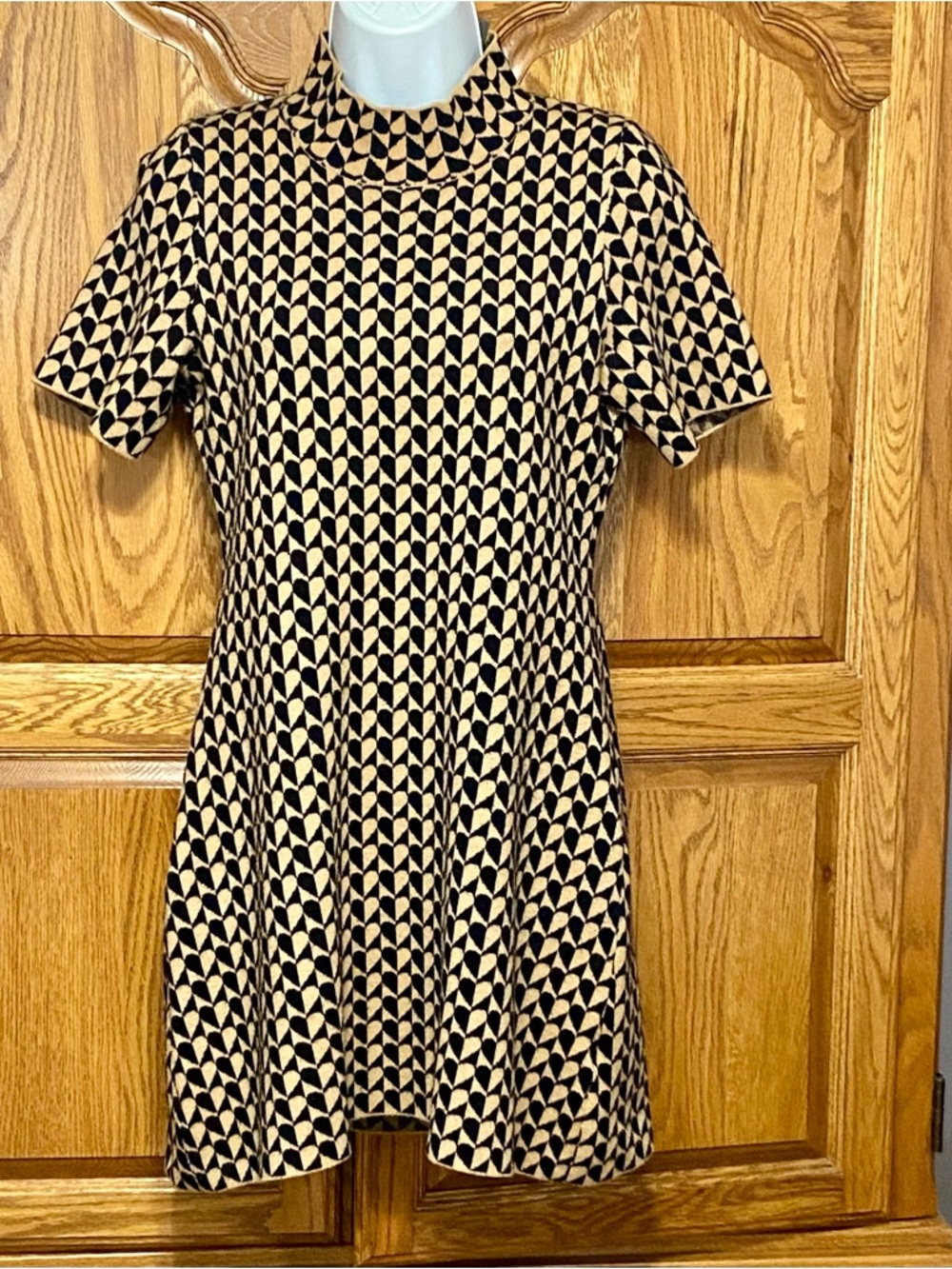 Anthropologie The Nina Short-Sleeve Mock-Neck Mod Mini Dress Brown Motif Sz M - Picture 6 of 16